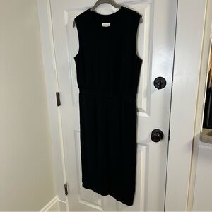 Lou & Grey Sleeveless Black Midi Dress